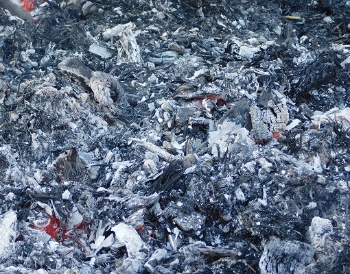 燃え殻